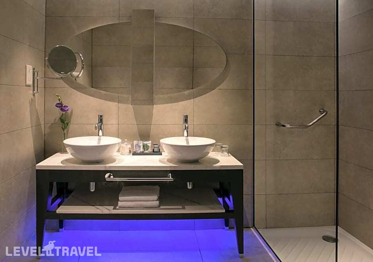 фотографии номера Люкс отеля Vangelis Hotel & Suites в Кипр(Протарас) - фото №3