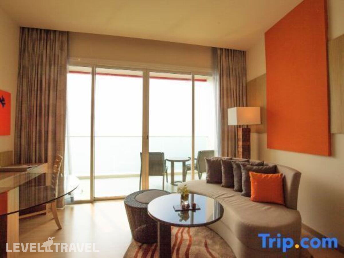фотографии номера Полулюкс отеля Movenpick Siam Hotel Na Jomtien Pattaya в Таиланд(Джомтьен) - фото №45