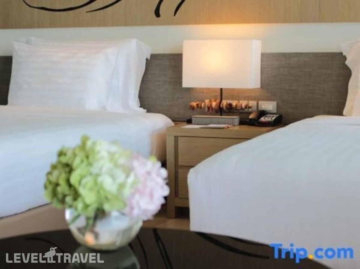 фотографии номера Полулюкс отеля Movenpick Siam Hotel Na Jomtien Pattaya в Таиланд(Джомтьен) - фото №28