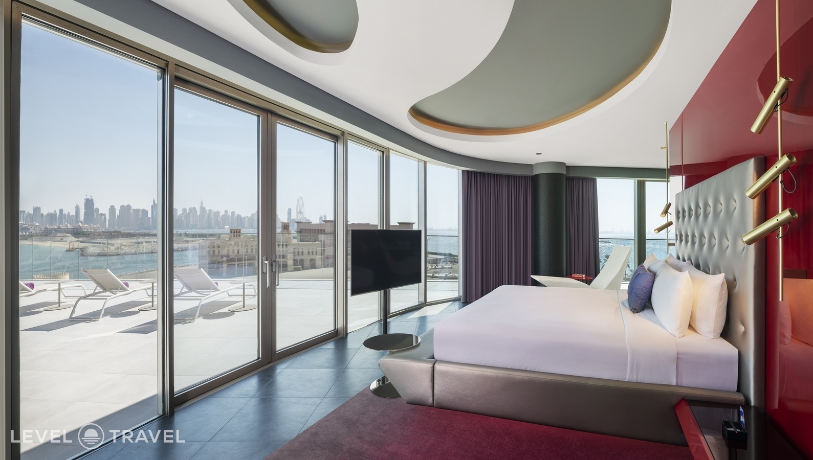 фотографии номера Люкс Wow отеля W Dubai The Palm Hotel в ОАЭ(Дубай Пальма) - фото №1