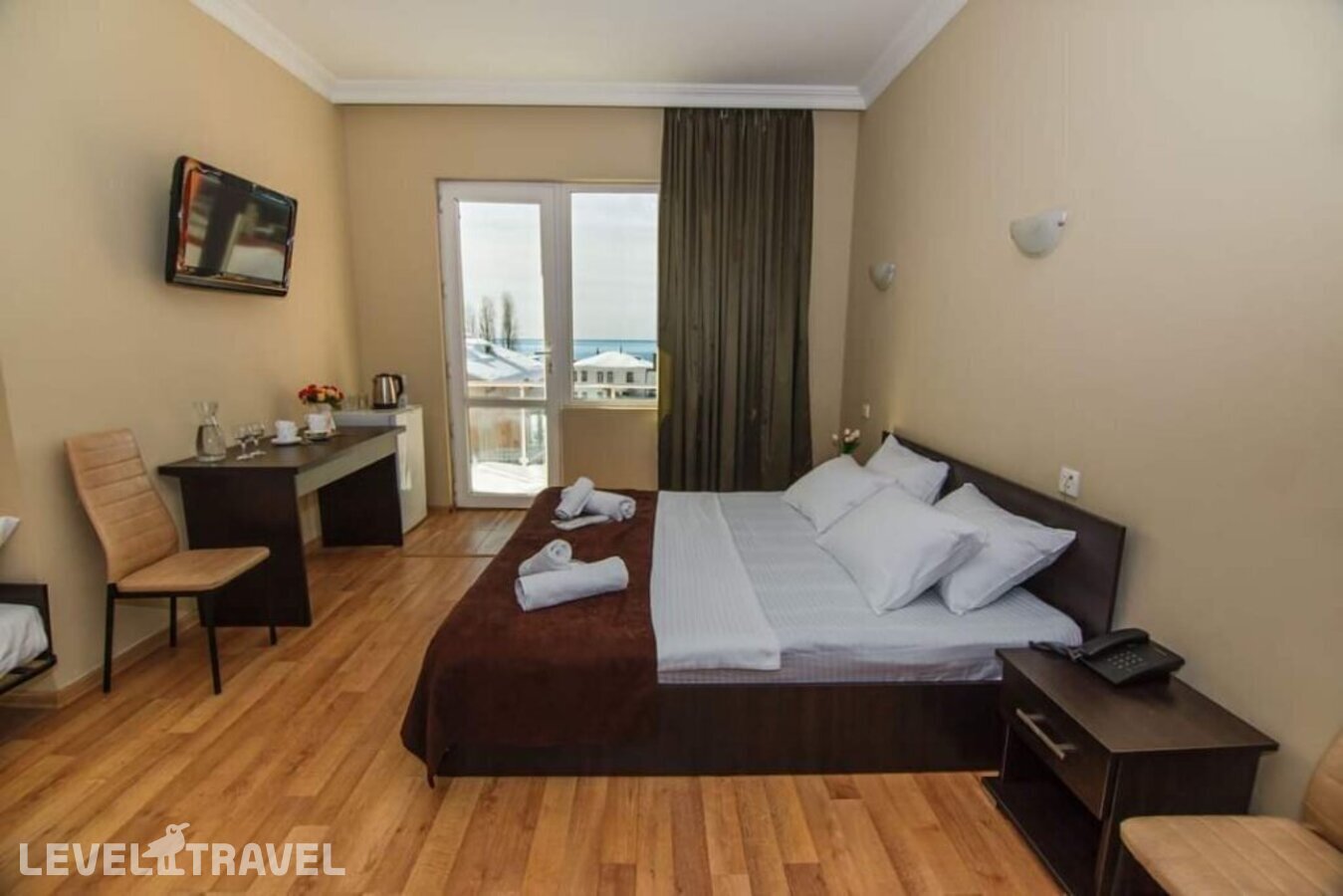 фотографии номера Трехместный номер отеля Egrisi Hotel в Грузия(Квариати) - фото №43