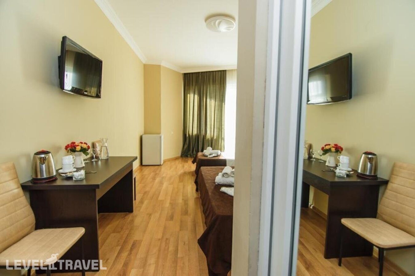 фотографии номера Трехместный номер отеля Egrisi Hotel в Грузия(Квариати) - фото №16