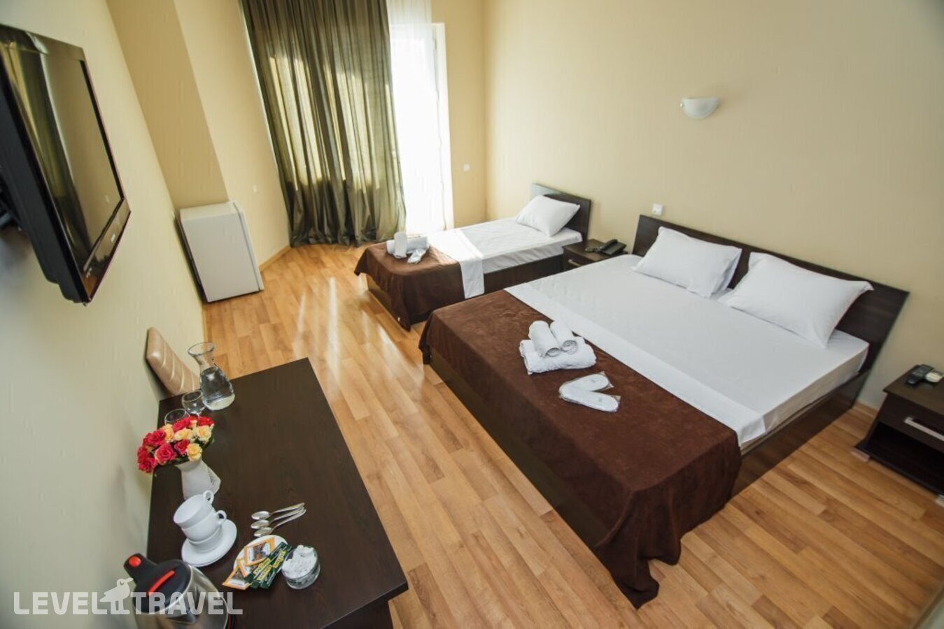 фотографии номера Трехместный номер отеля Egrisi Hotel в Грузия(Квариати) - фото №1