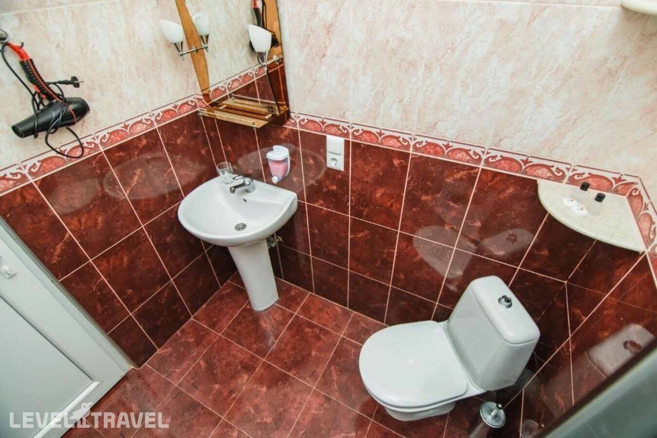 фотографии номера Трехместный номер отеля Egrisi Hotel в Грузия(Квариати) - фото №40