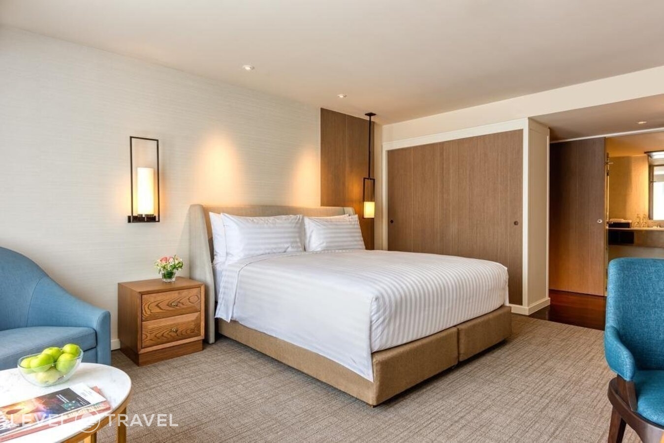 фотографии номера Трехместный делюкс отеля Movenpick Bdms Wellness Resort Bangkok в Таиланд(Бангкок) - фото №1