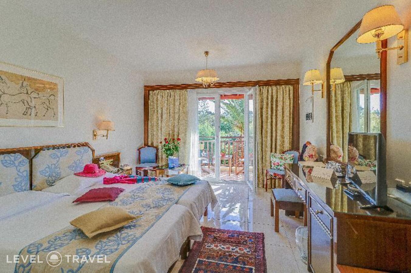 фотографии номера Стандартный с видом на горы отеля Creta Royal Hotel (Adults Only 17+) в Греция(Скалета) - фото №89