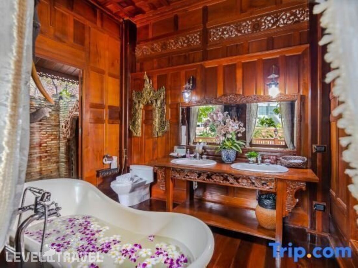 фотографии номера Вилла Делюкс отеля Royal Thai Villas Phuket в Таиланд(Равай) - фото №27