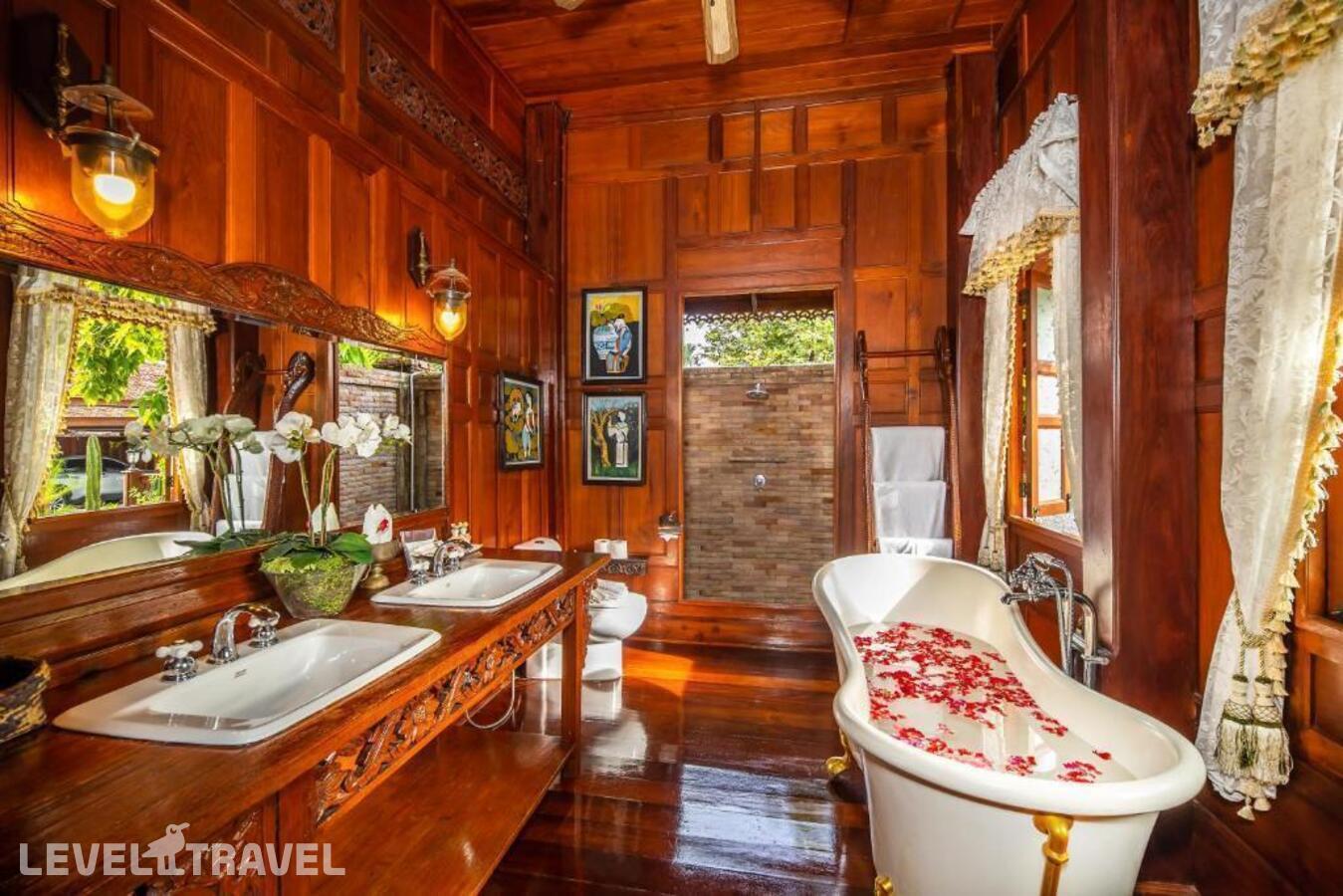 фотографии номера Вилла Делюкс отеля Royal Thai Villas Phuket в Таиланд(Равай) - фото №10