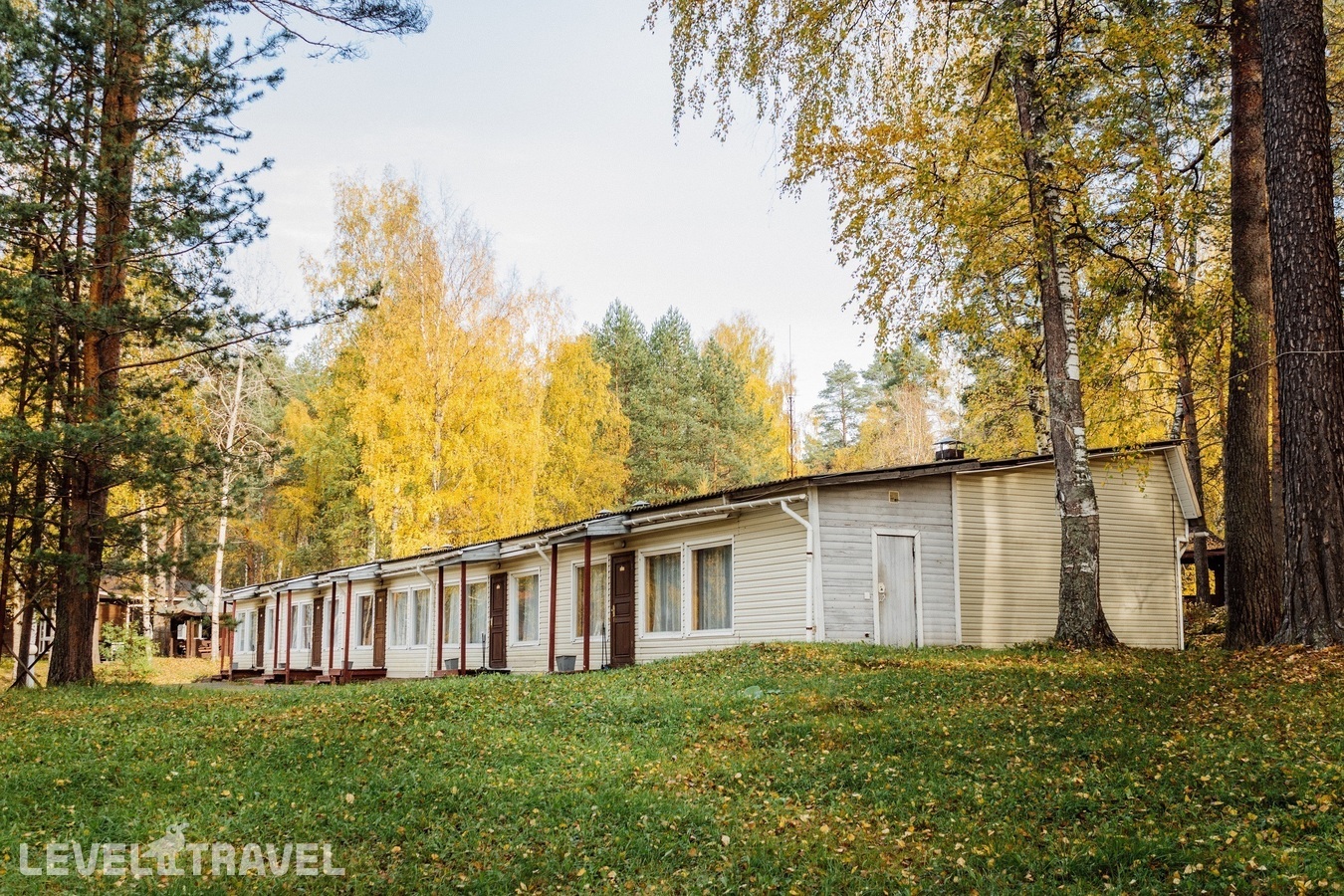 фотографии номера Четырехместный (3 комнаты) отеля Загородный Клуб Авиаретро в Россия(Прионежский район) - фото №6