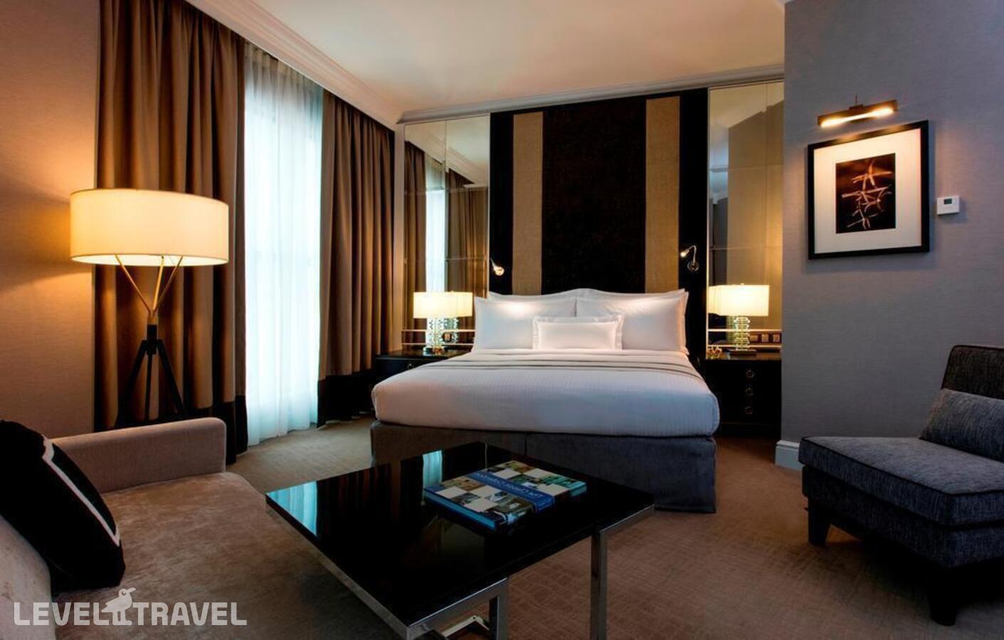 фотографии номера Делюкс отеля The Ritz-Carlton, Kuala Lumpur в Малайзия(Куала-Лумпур) - фото №32