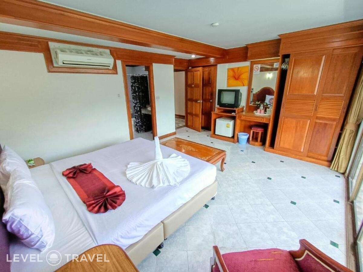 фотографии номера Делюкс с балконом отеля Black Pearl Patong Beach в Таиланд(Патонг Бич) - фото №2