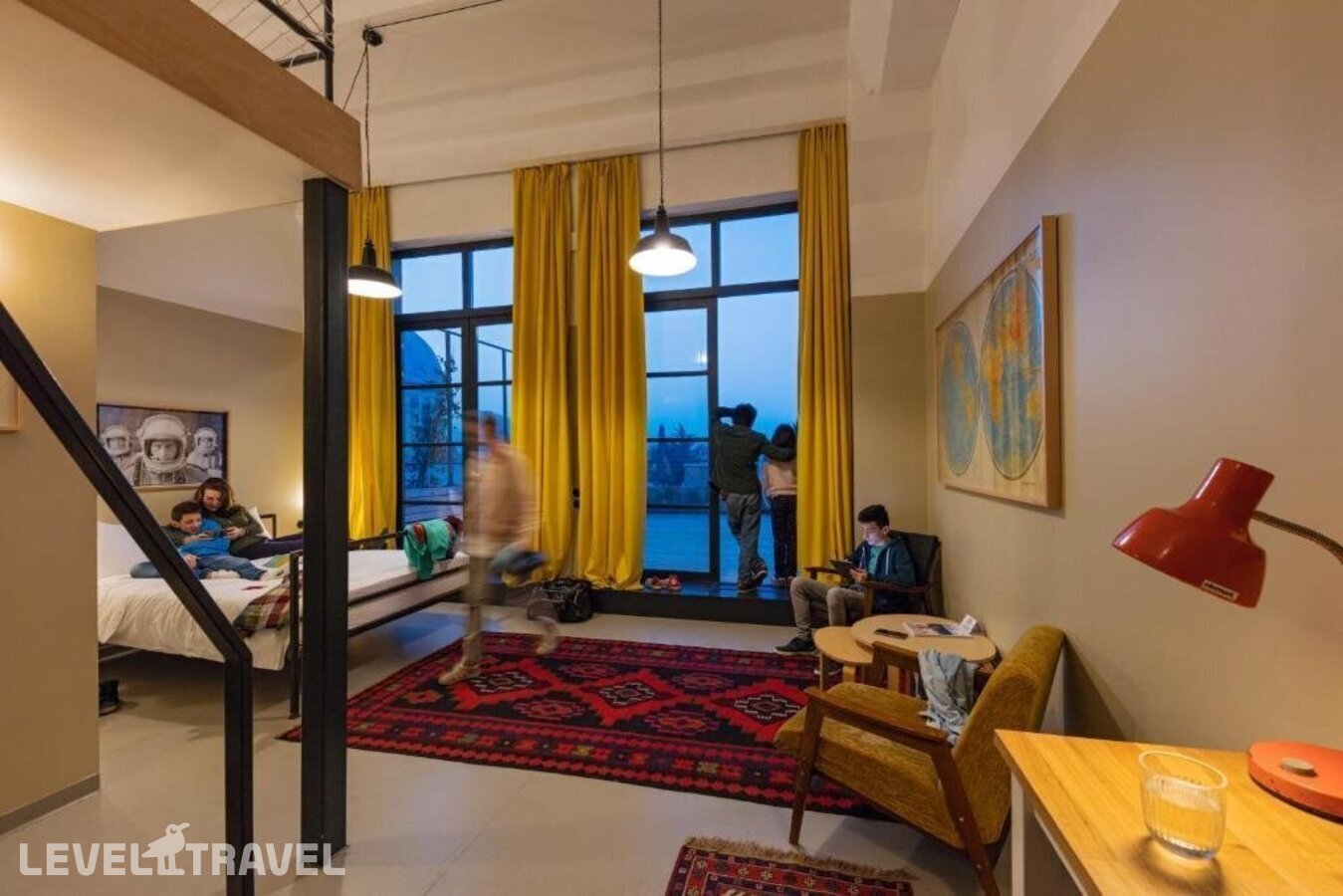 фотографии номера Люкс отеля Fabrika Hostel & Suites в Грузия(Тбилиси) - фото №23