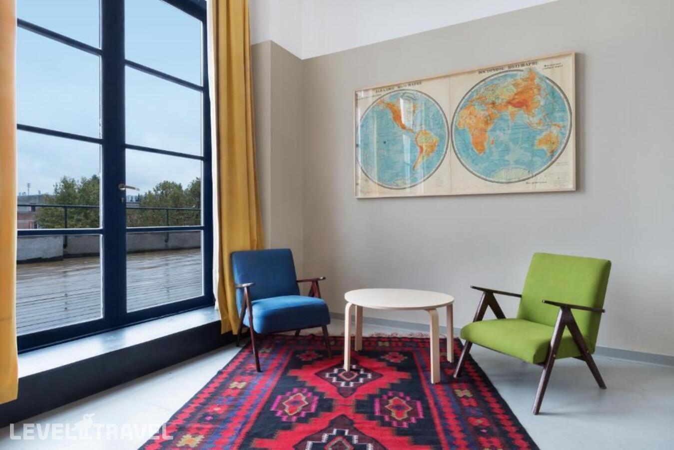 фотографии номера Люкс отеля Fabrika Hostel & Suites в Грузия(Тбилиси) - фото №40