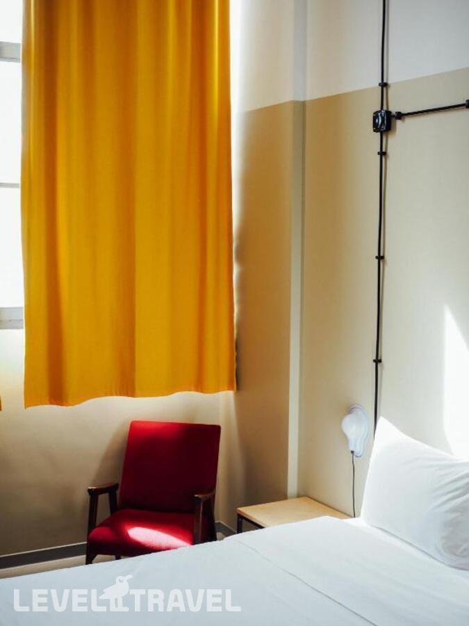 фотографии номера Стандартный номер отеля Fabrika Hostel & Suites в Грузия(Тбилиси) - фото №7