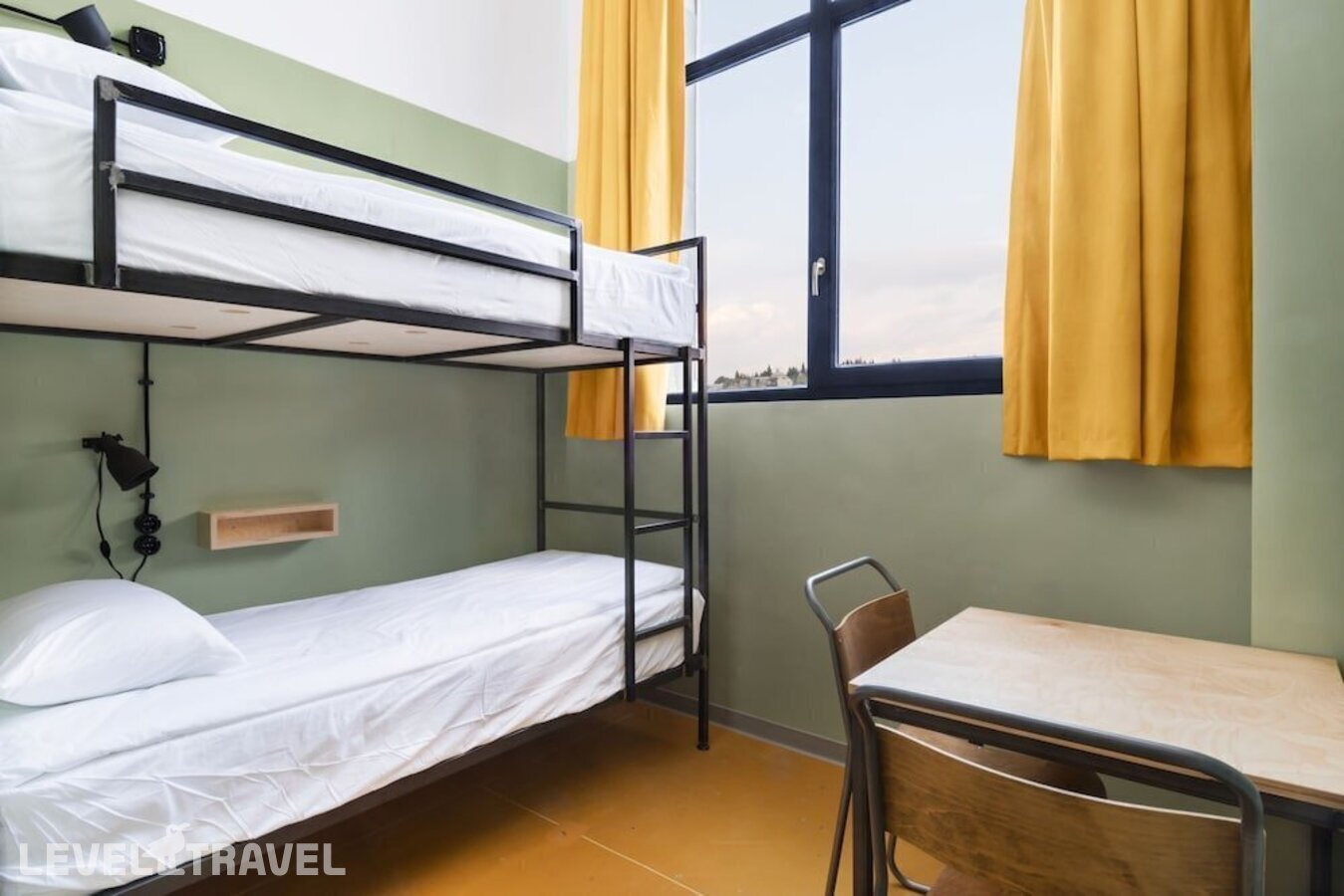 фотографии номера Стандартный номер отеля Fabrika Hostel & Suites в Грузия(Тбилиси) - фото №10