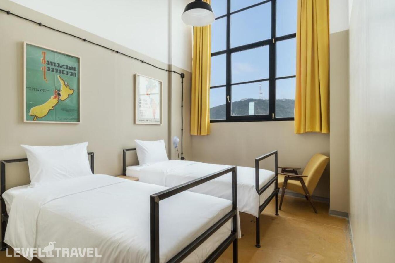 фотографии номера Стандартный номер отеля Fabrika Hostel & Suites в Грузия(Тбилиси) - фото №2