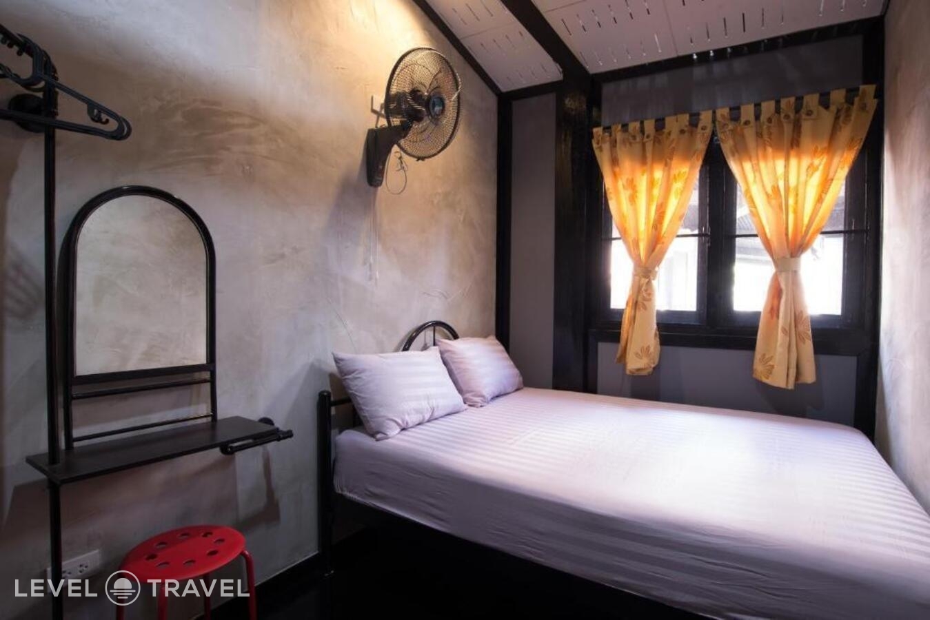 фотографии номера Стандартный номер отеля Sawatdee Guesthouse the Original в Таиланд(Бангкок) - фото №1