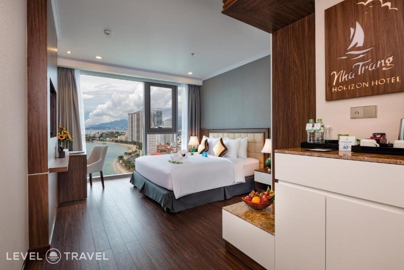 фотографии номера Улучшенный с видом на океан отеля Nha Trang Horizon Hotel в Вьетнам(Нячанг) - фото №1