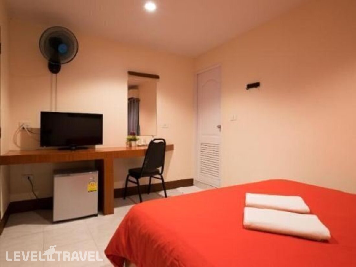 фотографии номера Стандартный номер отеля Walking Street Guest House в Таиланд(Центральная Паттайя) - фото №14