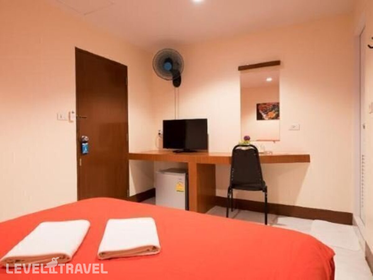 фотографии номера Стандартный номер отеля Walking Street Guest House в Таиланд(Центральная Паттайя) - фото №17