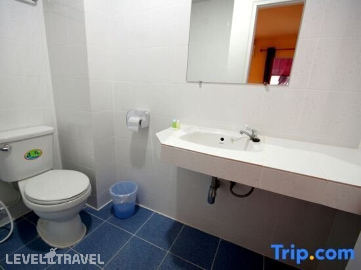 фотографии номера Стандартный номер отеля Walking Street Guest House в Таиланд(Центральная Паттайя) - фото №35