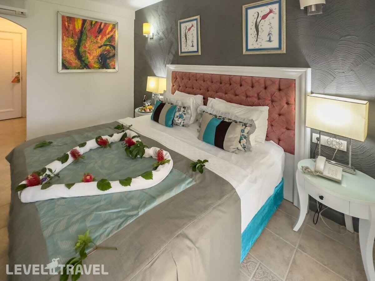 фотографии номера Одноместный номер отеля Tiana Beach Hotel в Турция(Кадикале) - фото №1