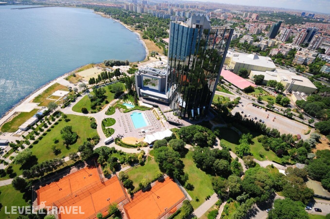 фотографии номера Клубный люкс отеля Sheraton Istanbul Atakoy Hotel в Турция(Бакыркёй) - фото №1