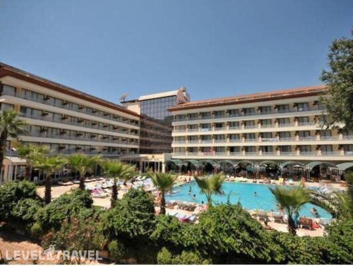 фотографии номера Трехместный номер отеля L'Etoile Beach Hotel в Турция(Ичмелер) - фото №2
