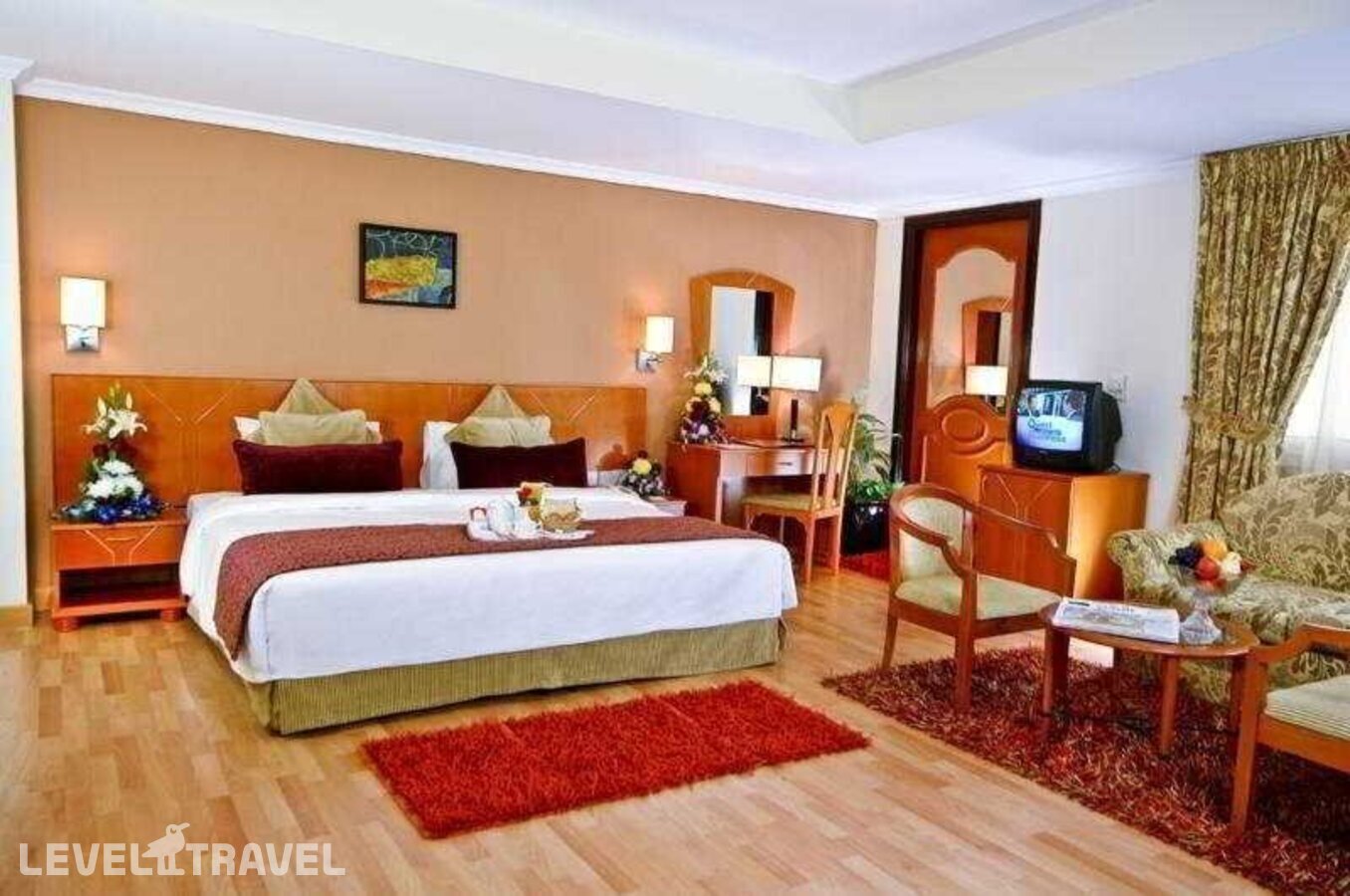 фотографии номера Семейный номер отеля Landmark Hotel Baniyas в ОАЭ(Дейра) - фото №7