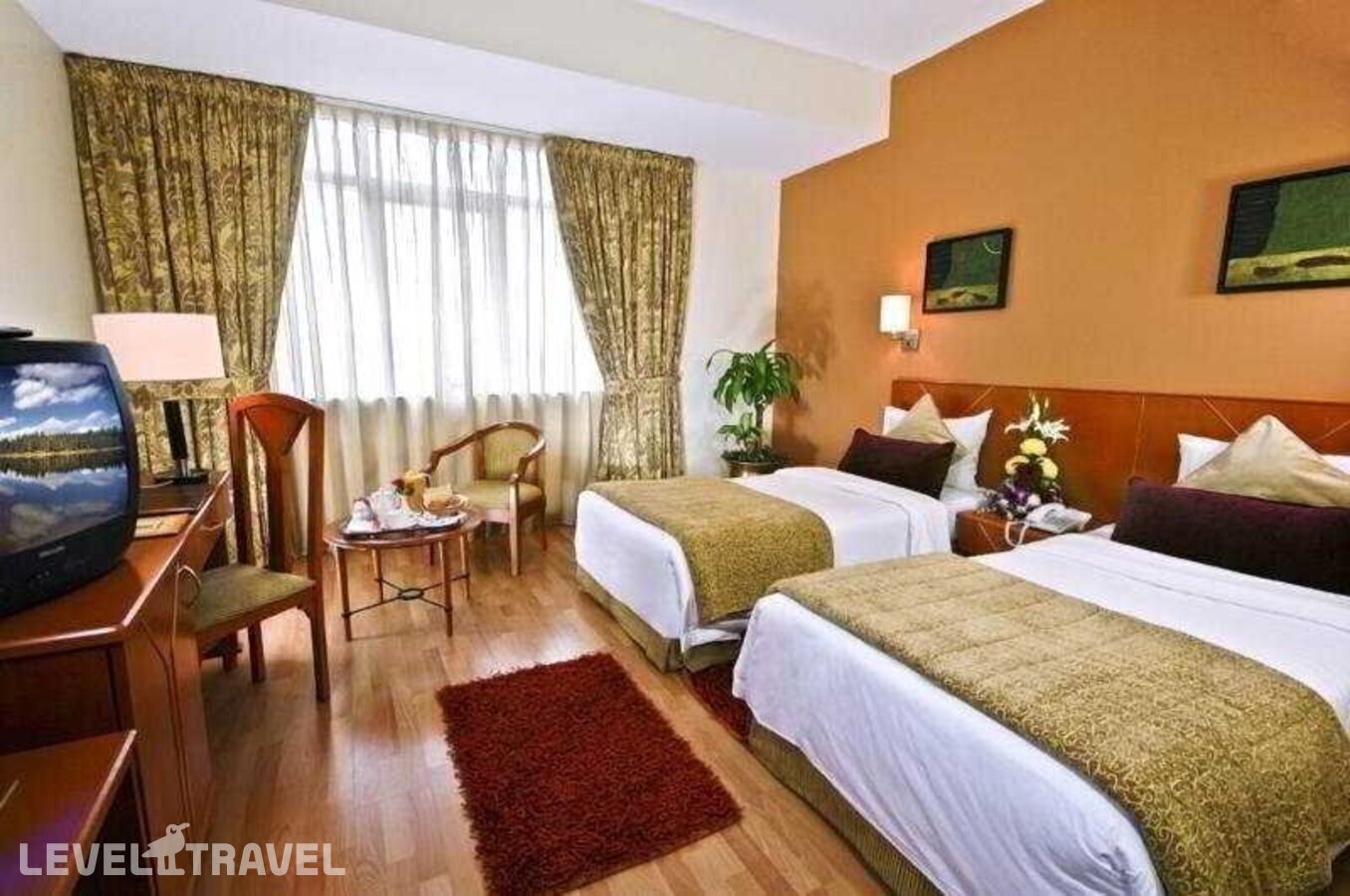 фотографии номера Семейный номер отеля Landmark Hotel Baniyas в ОАЭ(Дейра) - фото №5