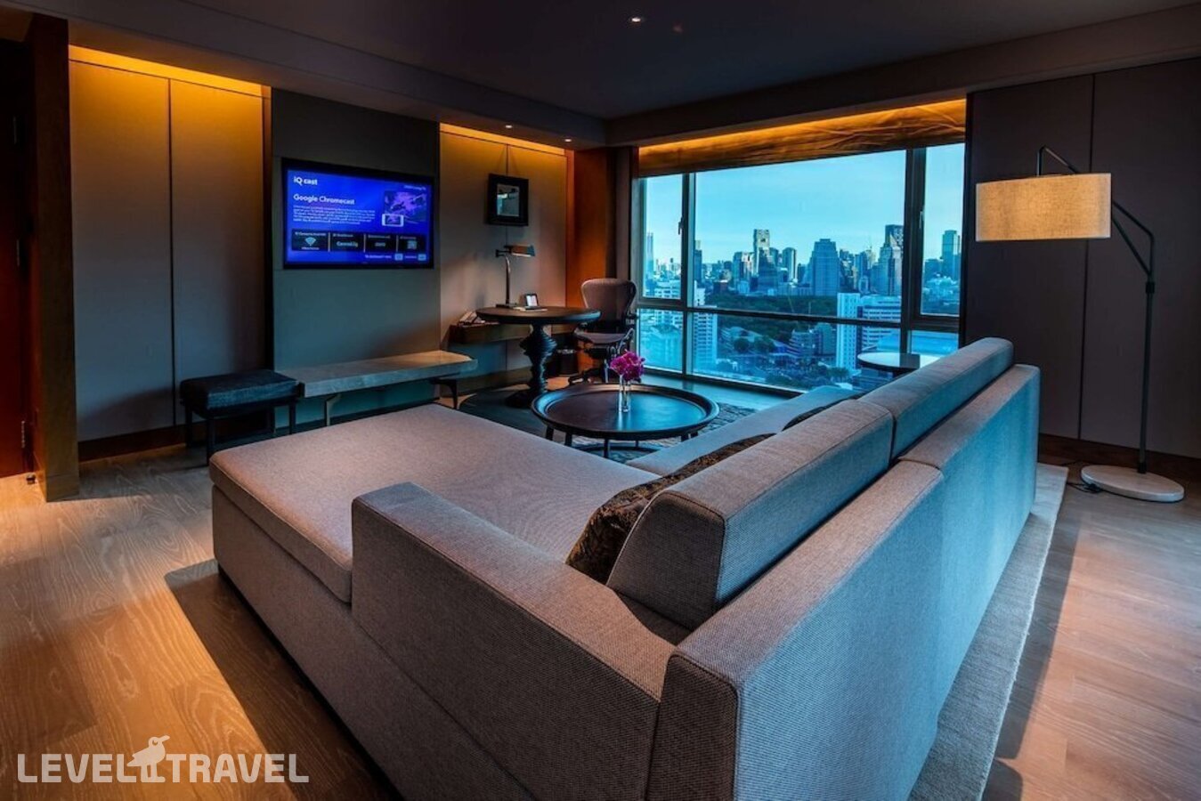 фотографии номера Премиум люкс отеля Conrad Bangkok Hotel в Таиланд(Бангкок) - фото №8