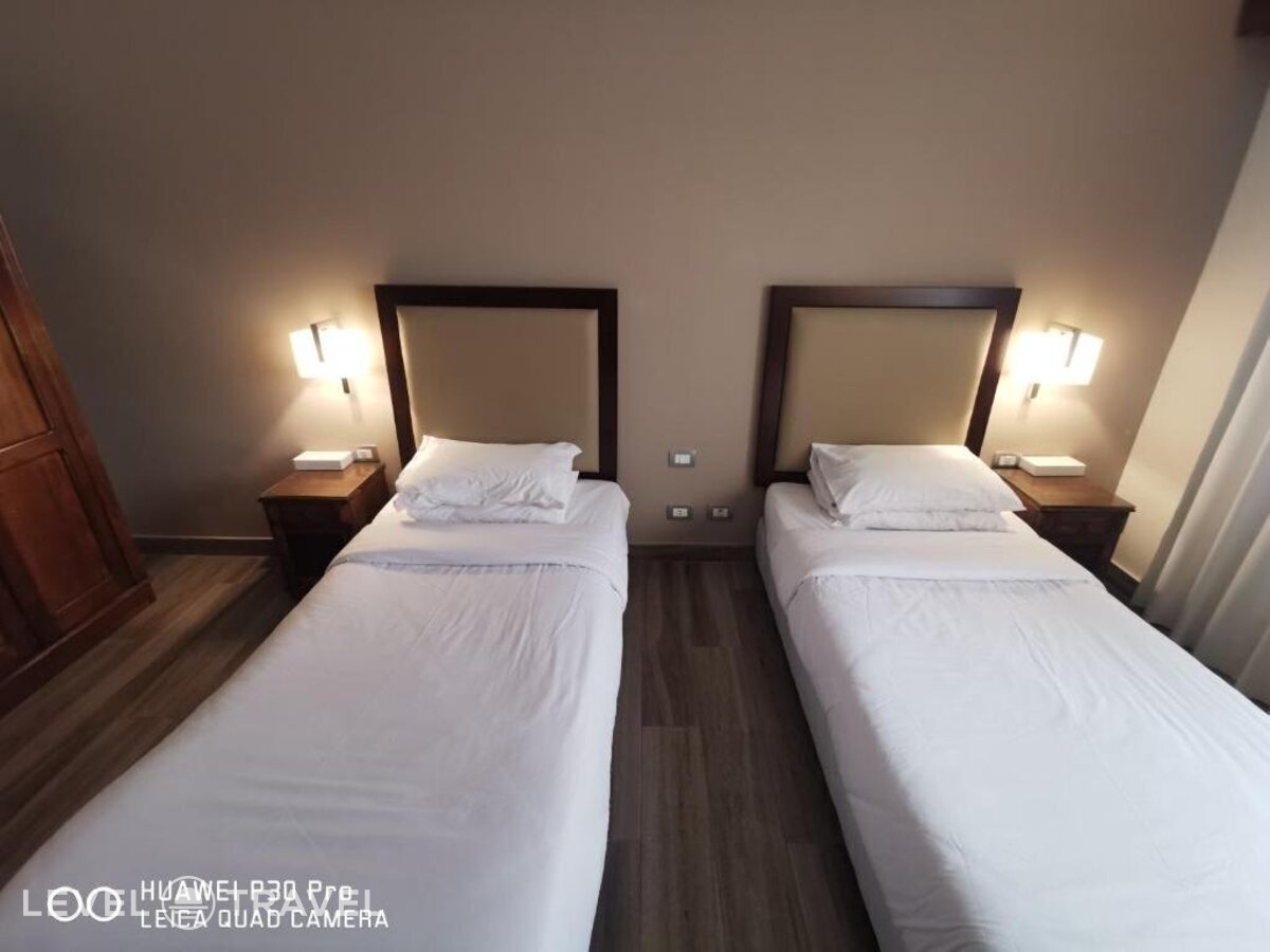 фотографии номера Стандартный номер отеля Hilton Green Plaza в Египет(Александрия) - фото №6