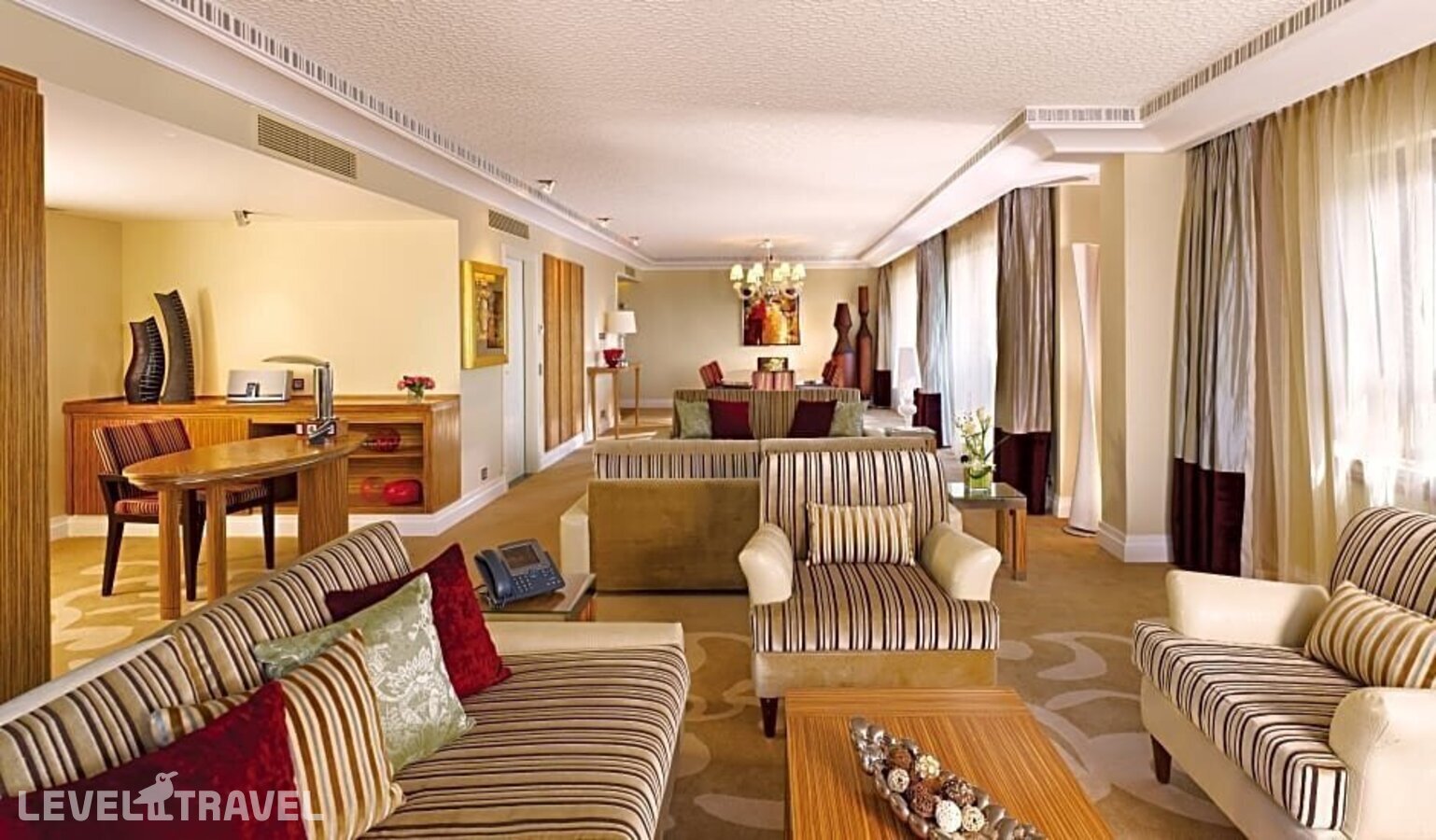 фотографии номера Люкс королевский отеля Intercontinental City Stars (Cairo Citystars) в Египет(Каир) - фото №1