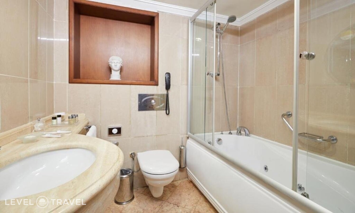 фотографии номера Люкс отеля Dedeman Istanbul Hotel в Турция(Бешикташ) - фото №3