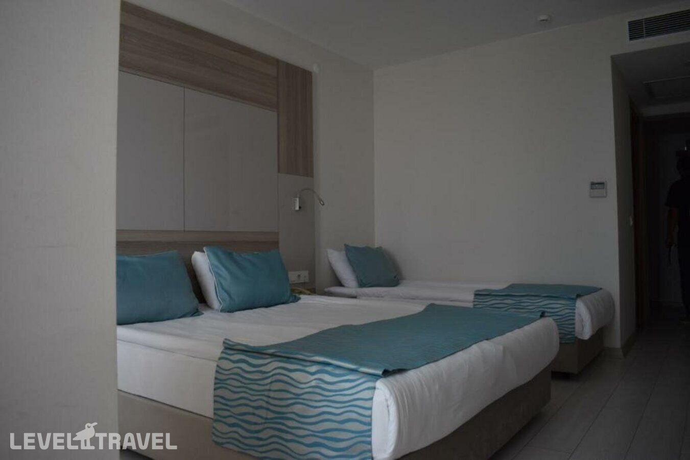 фотографии номера Трехместный экономичный отеля On Hotel в Турция(Лара) - фото №3