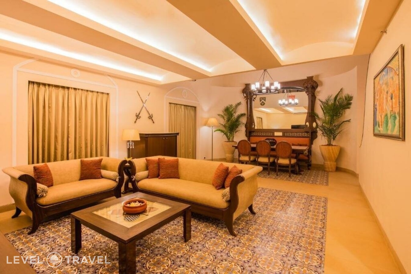 фотографии номера Трехместный люкс отеля Lemon Tree Amarante Beach Resort в Индия(Кандолим) - фото №4