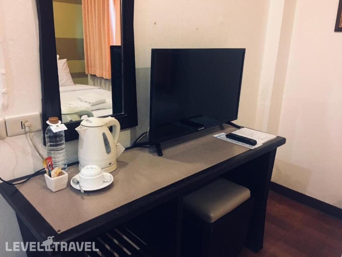 фотографии номера Одноместный номер отеля Woraburi Sukhumvit Hotel в Таиланд(Бангкок) - фото №3