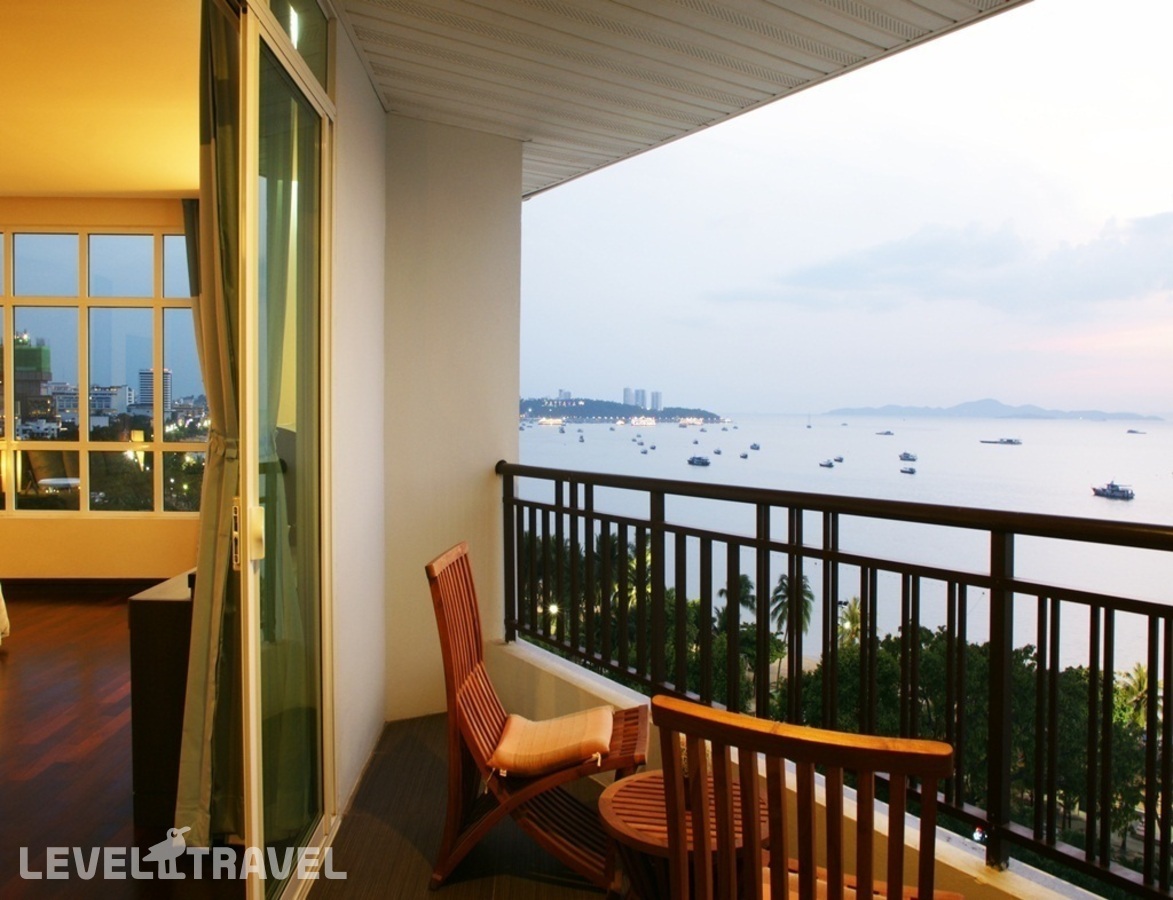 фотографии номера Делюкс с видом на море отеля Pattaya Discovery Beach Hotel в Таиланд(Центральная Паттайя) - фото №2