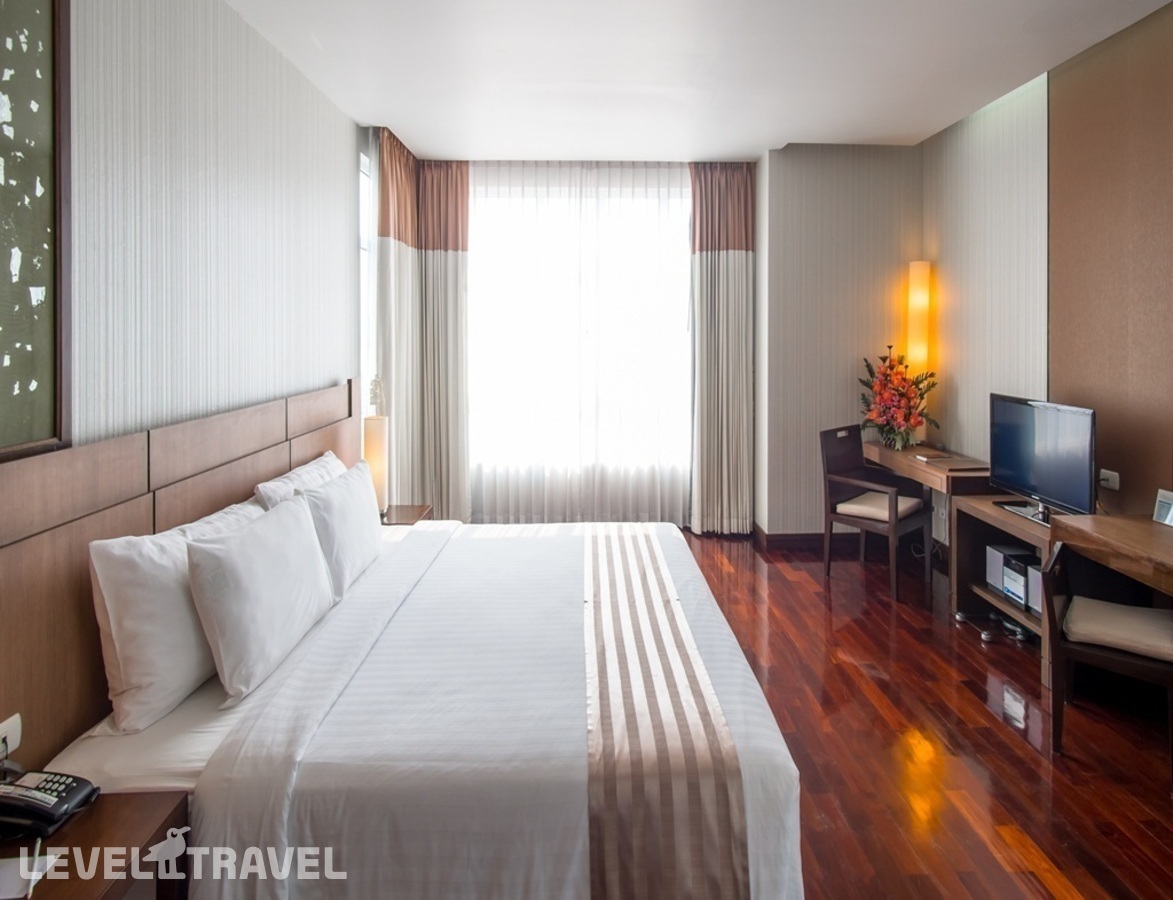 фотографии номера Делюкс с видом на море отеля Pattaya Discovery Beach Hotel в Таиланд(Центральная Паттайя) - фото №1