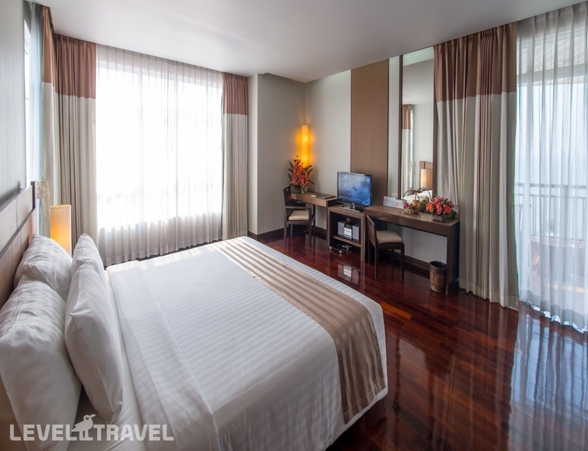 фотографии номера Делюкс с видом на море отеля Pattaya Discovery Beach Hotel в Таиланд(Центральная Паттайя) - фото №3