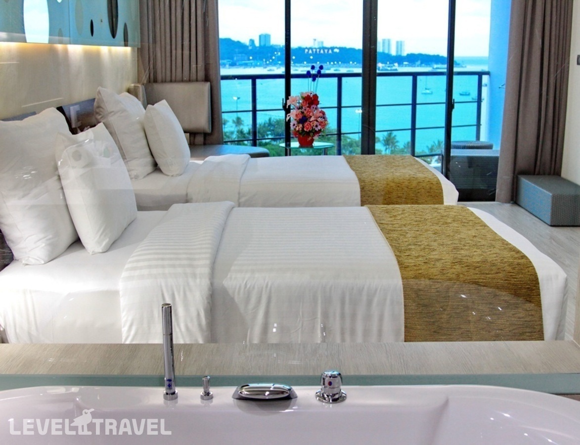 фотографии номера Премьер с боковым видом на море отеля Pattaya Discovery Beach Hotel в Таиланд(Центральная Паттайя) - фото №5