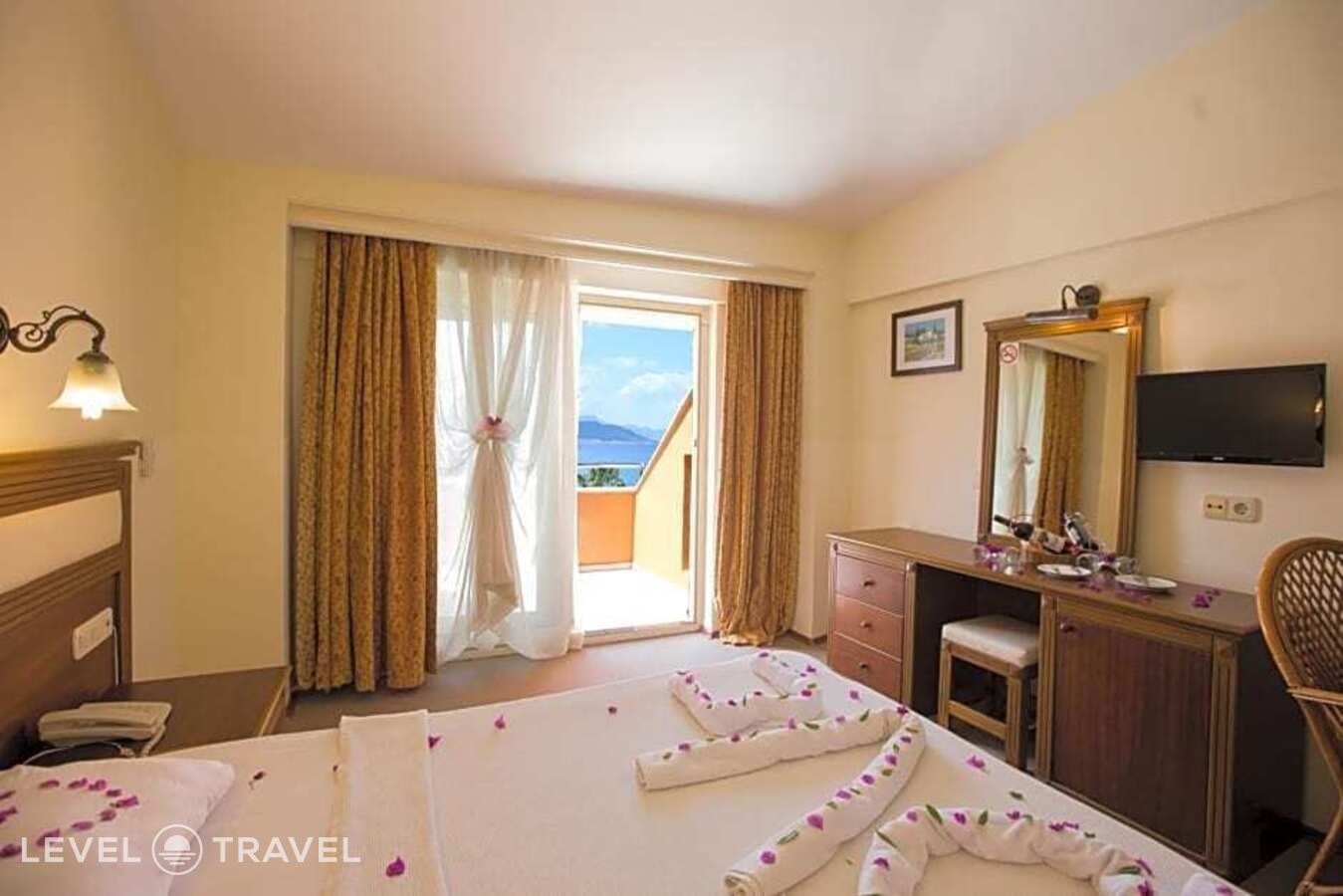 фотографии номера Одноместный номер отеля Valeri Beach Hotel в Турция(Кемер - центр) - фото №33