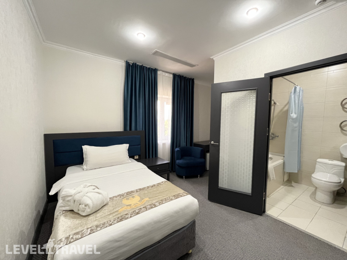 фотографии номера Одноместный номер отеля Grand Erbil Hotel в Казахстан(Алматы) - фото №12