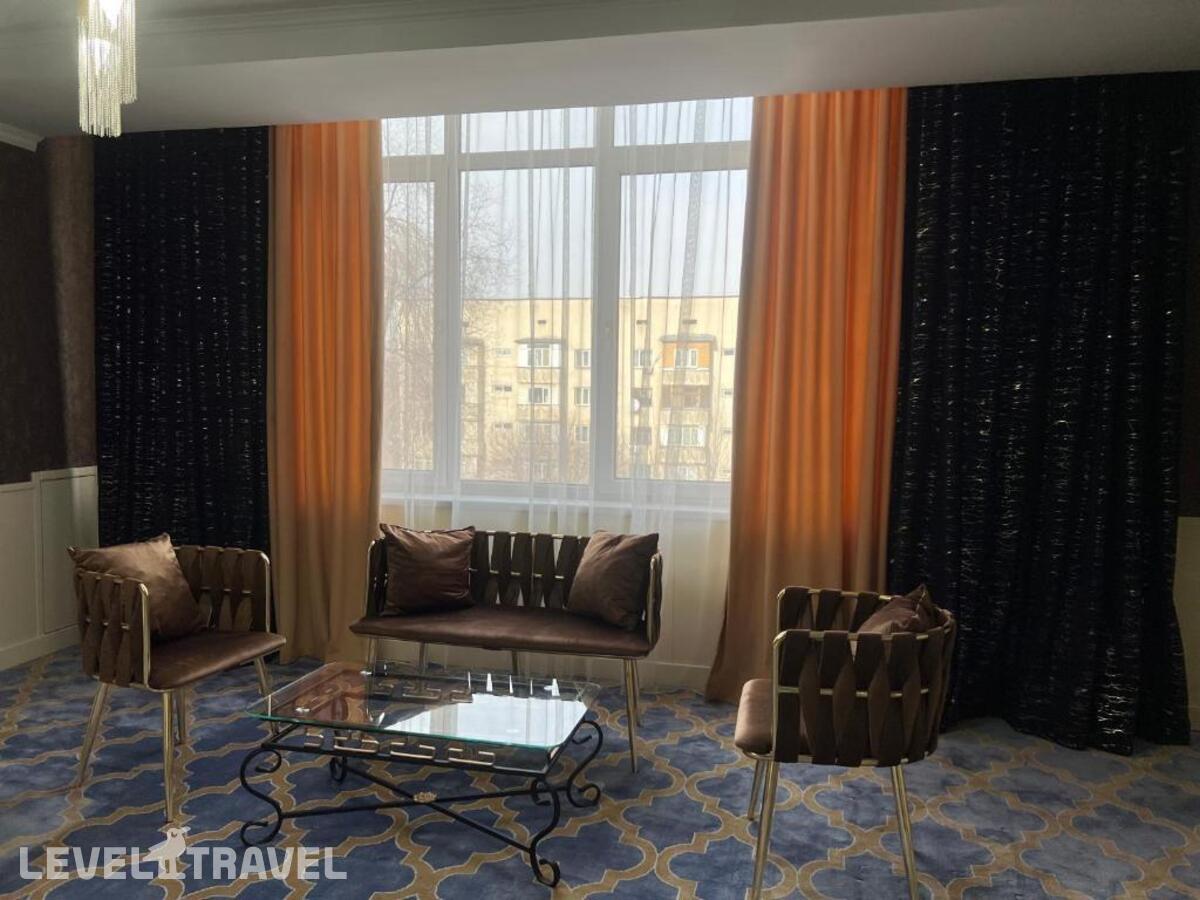 фотографии номера Люкс отеля Grand Erbil Hotel в Казахстан(Алматы) - фото №1