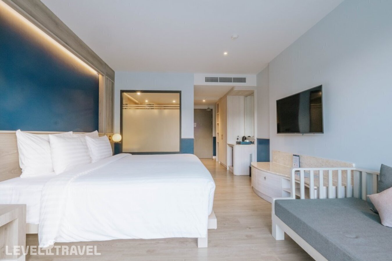 фотографии номера Делюкс с видом на бассейн отеля Seabed Grand Hotel Phuket в Таиланд(город Пхукет) - фото №6