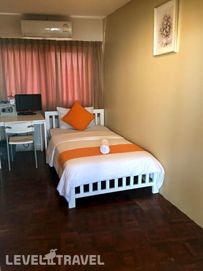 фотографии номера Трехместный номер отеля VX The Fifty - Hostel в Таиланд(Бангкок) - фото №9