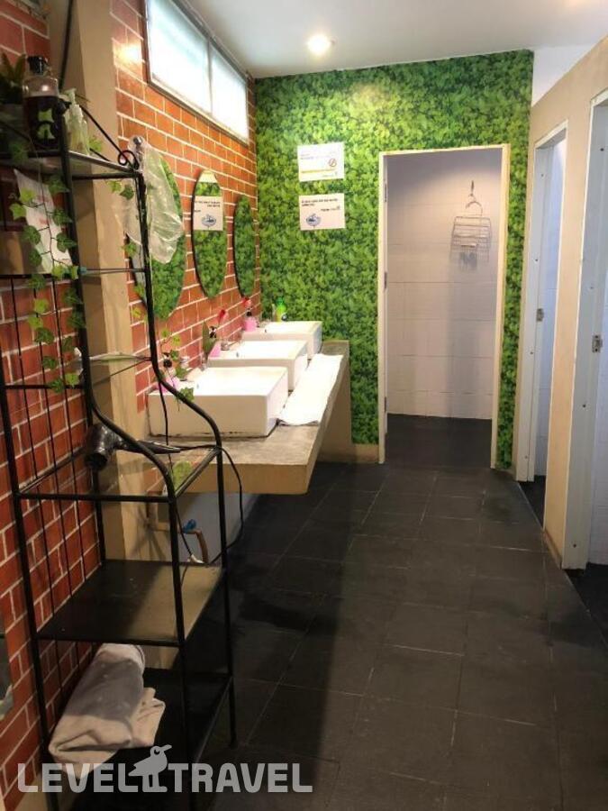 фотографии номера Трехместный номер отеля VX The Fifty - Hostel в Таиланд(Бангкок) - фото №2