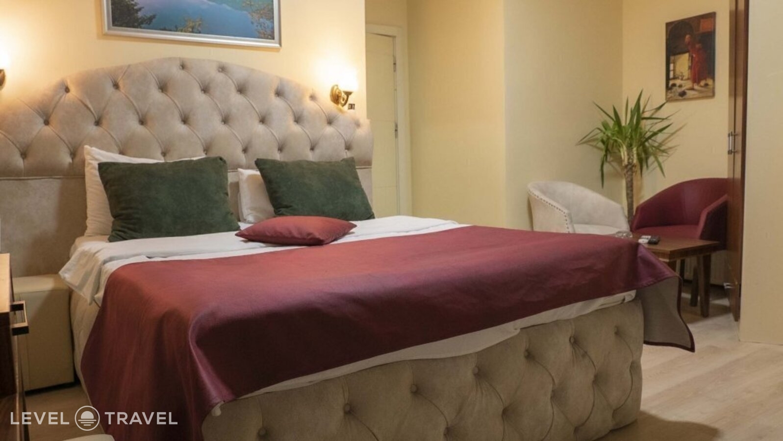 фотографии номера Трехместный делюкс отеля Mara Hotel в Турция(Бейоглу) - фото №10