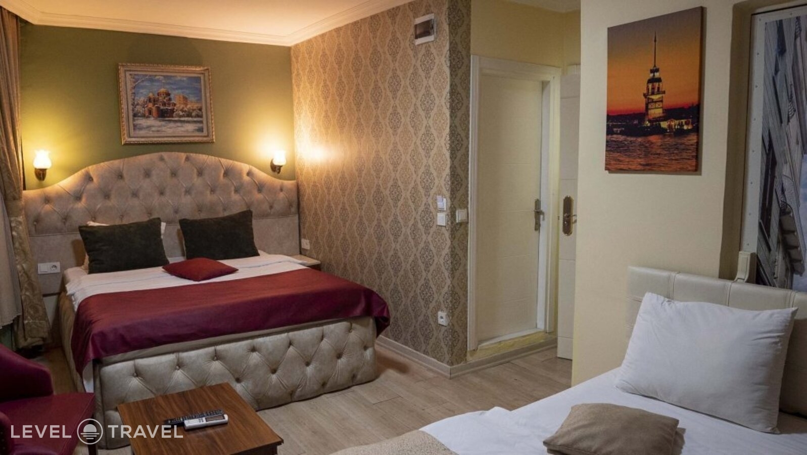 фотографии номера Трехместный делюкс отеля Mara Hotel в Турция(Бейоглу) - фото №2