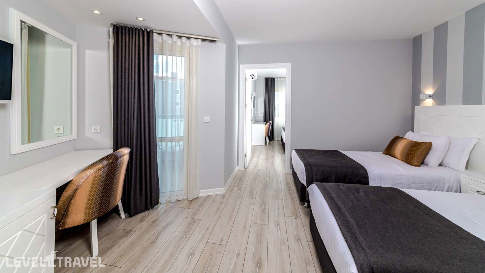 фотографии номера Семейный номер отеля Motto Premium Marmaris (Ex. Orka Nergis Select, Ex. Noa Nergis Select) в Турция(Мармарис - центр) - фото №2